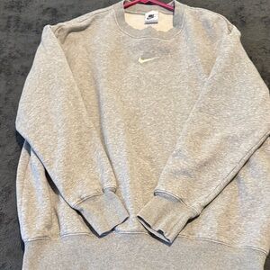 Nike Men's Light Gray Crewneck Sweater